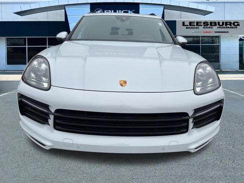 Used 2022 Porsche Cayenne S AWD/4WD image 2