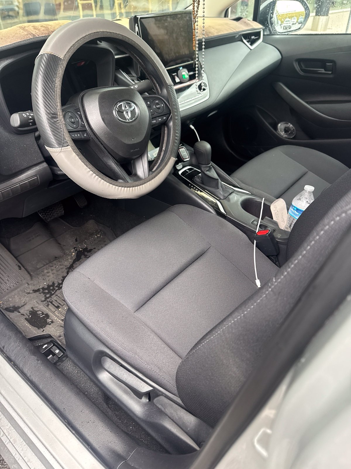 Used 2026 Toyota Corolla LE FWD image 4