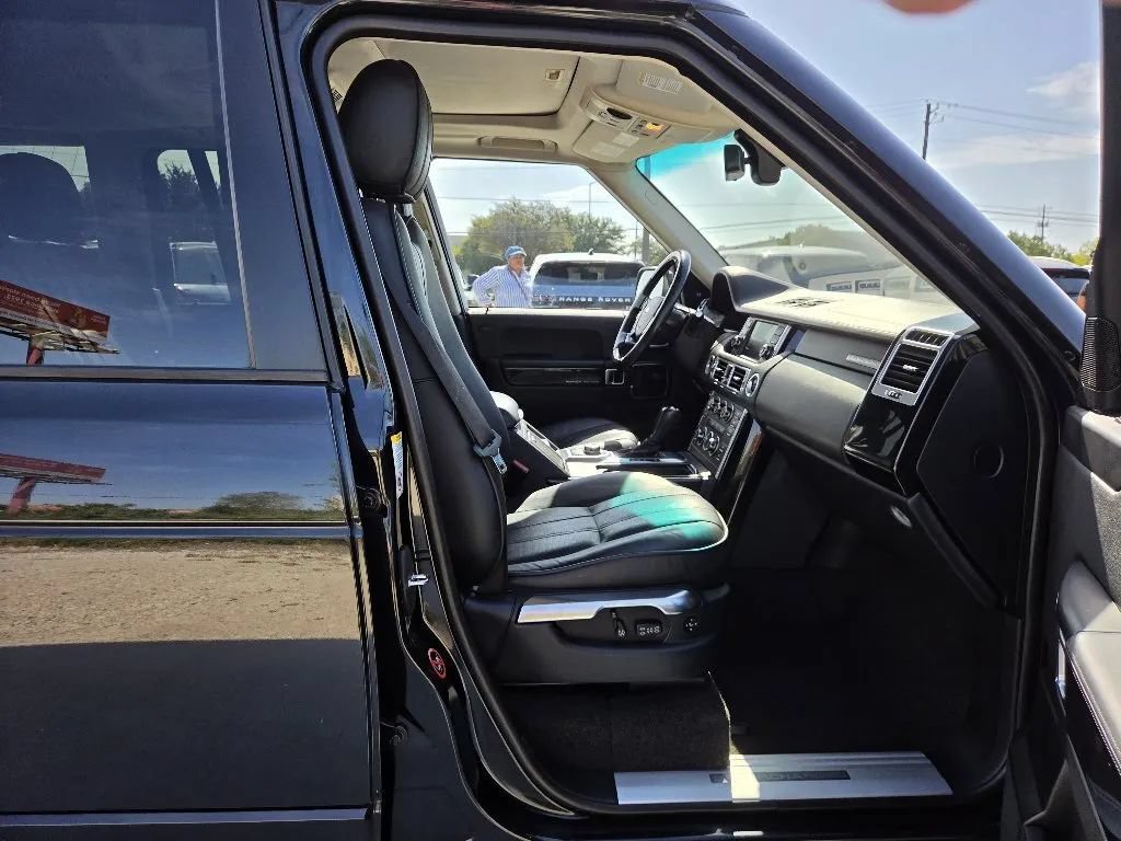 Used 2012 Land Rover Range Rover Supercharged AWD/4WD image 22