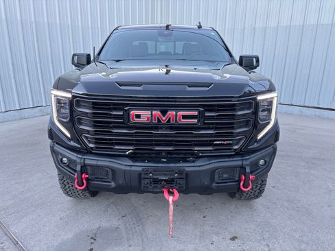 Used 2024 GMC Sierra 1500 AT4X w/ AT4X AEV Edition image 2
