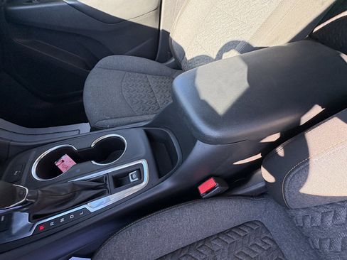 Used 2024 Chevrolet Equinox LT image 35