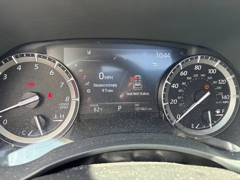 Used 2020 Toyota Highlander Limited FWD image 15