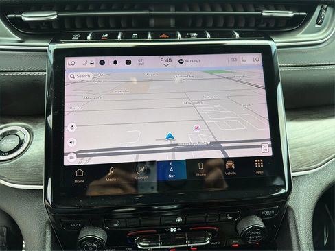 Used 2022 Jeep Grand Cherokee L Limited image 22