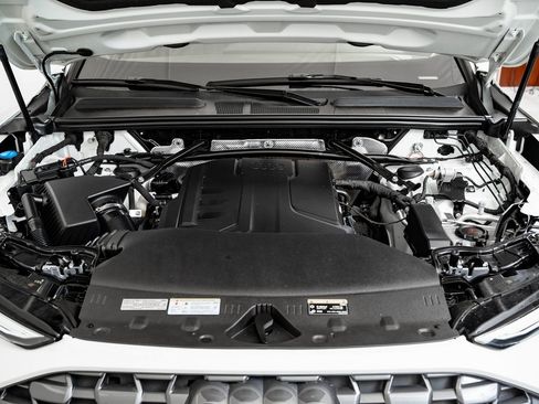 Certified 2025 Audi Q5 2.0T Premium Plus w/ Premium Plus image 45