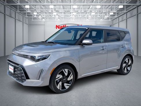Certified 2025 Kia Soul GT-Line image 1