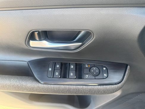 Certified 2026 Nissan Kicks SV FWD image 15