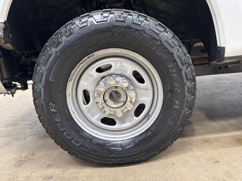 Used 2021 Ford F250 XL w/ Power Equipment Group image 34