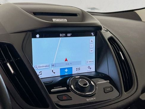 Used 2018 Ford Escape Titanium image 14