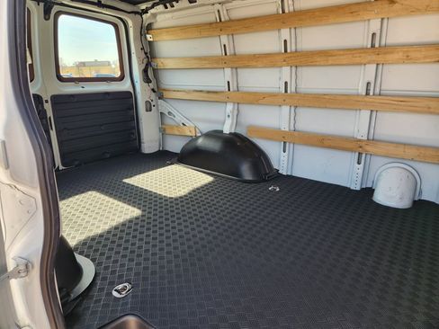 Certified 2024 Chevrolet Express 2500 w/ Driver Convenience Package image 28