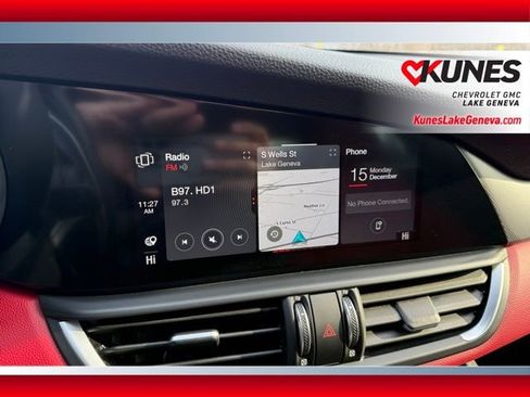 Used 2021 Alfa Romeo Giulia Ti Sport image 29