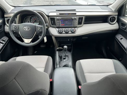 Used 2013 Toyota RAV4 LE image 23
