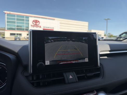 Certified 2025 Toyota RAV4 XLE w/ Convenience Package FWD image 6