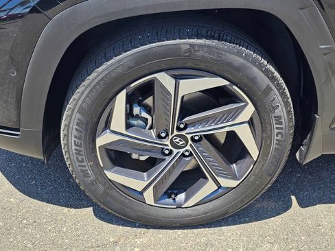 Certified 2024 Hyundai Tucson Limited AWD/4WD image 9