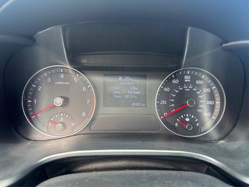 Used 2020 Kia Forte LXS FWD image 11