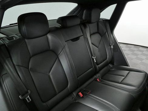 New 2026 Porsche Macan AWD image 23