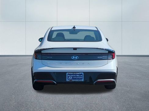 New 2026 Hyundai Sonata SEL FWD image 5