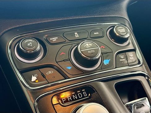 Used 2016 Chrysler 200 S w/ Navigation & Sound Group I FWD image 15