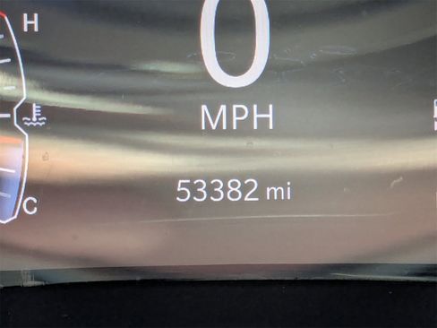 Used 2024 Jeep Compass Trailhawk image 32