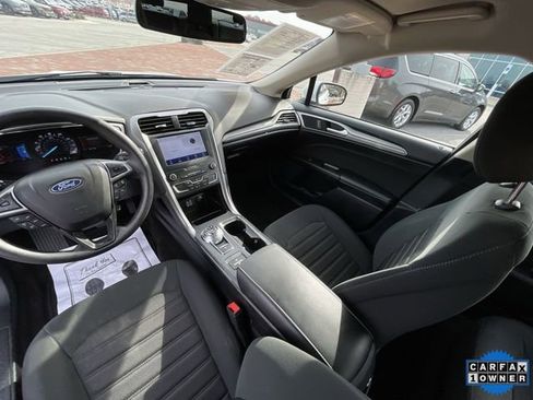 Used 2020 Ford Fusion SE image 20
