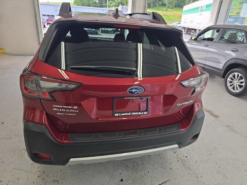 Used 2025 Subaru Outback Limited AWD/4WD image 4