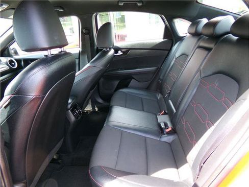 Used 2020 Kia Forte GT FWD image 11