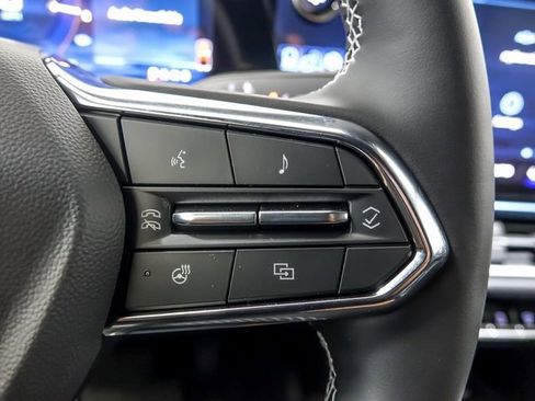 New 2026 Chevrolet Equinox EV LT image 15