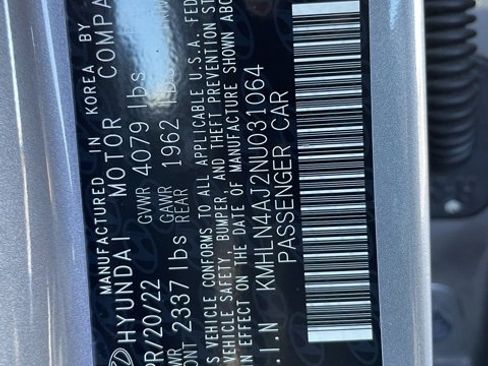 Used 2022 Hyundai Elantra Limited image 34