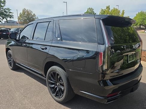 Certified 2023 Cadillac Escalade Sport Platinum w/ LPO, ONYX Package AWD/4WD image 8
