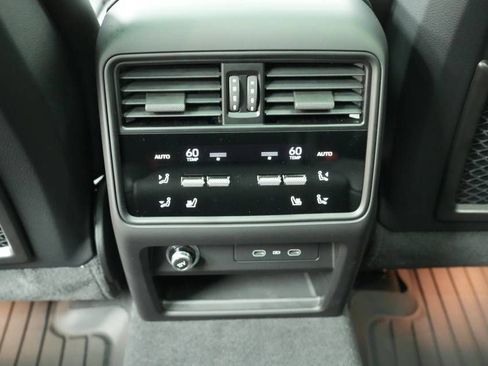 New 2026 Porsche Cayenne AWD/4WD image 25