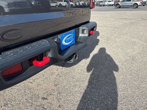 Used 2020 Jeep Gladiator Rubicon image 9