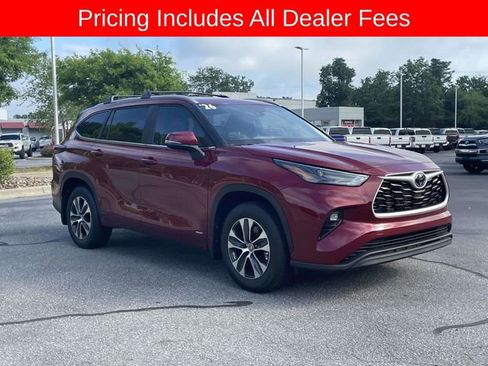 Used 2026 Toyota Highlander XLE AWD/4WD image 7