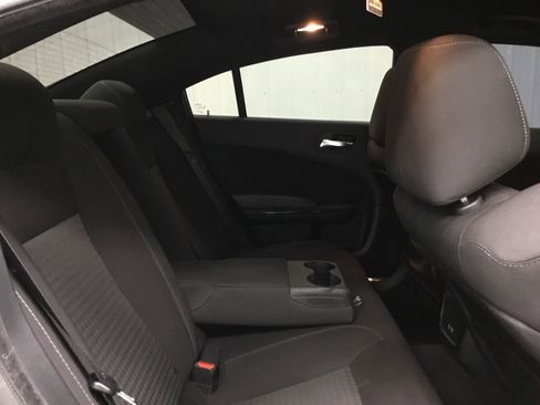 Used 2022 Dodge Charger R/T w/ Blacktop Package image 16