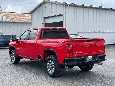 Used 2025 Chevrolet Silverado 2500 Custom w/ Custom Value Package AWD/4WD image 13
