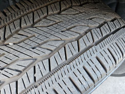 Used 2025 Buick Enclave Preferred w/ Power Package image 36