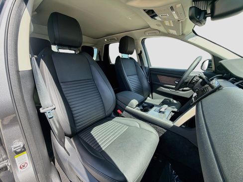 Certified 2025 Land Rover Discovery Sport S AWD/4WD image 15