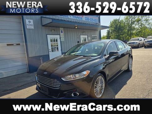 Used 2013 Ford Fusion SE image 1