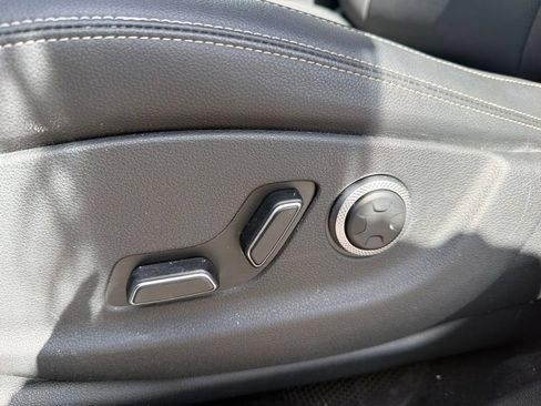 Used 2026 Genesis GV70 2.5T AWD/4WD image 15
