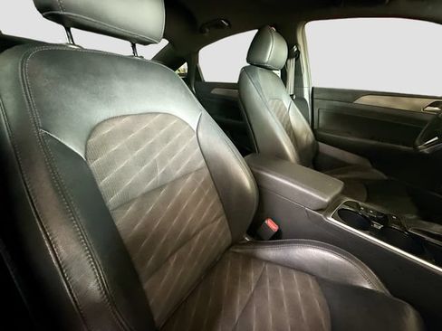 Used 2018 Hyundai Sonata Sport w/ Tech Package 05 FWD image 28