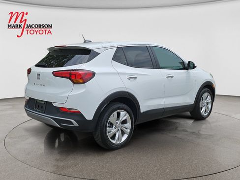 Used 2025 Buick Encore GX Preferred FWD image 9