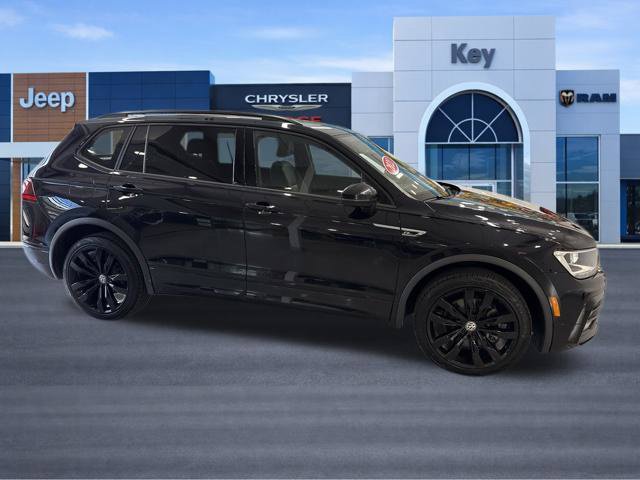 Used 2021 Volkswagen Tiguan SE R-Line AWD/4WD image 9