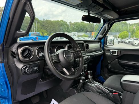 Used 2022 Jeep Wrangler Unlimited Sport AWD/4WD image 15