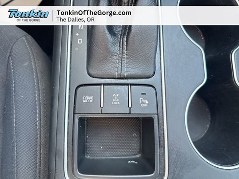 Used 2018 Kia Sorento LX image 22