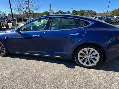 Used 2017 Tesla Model S 100D image 11