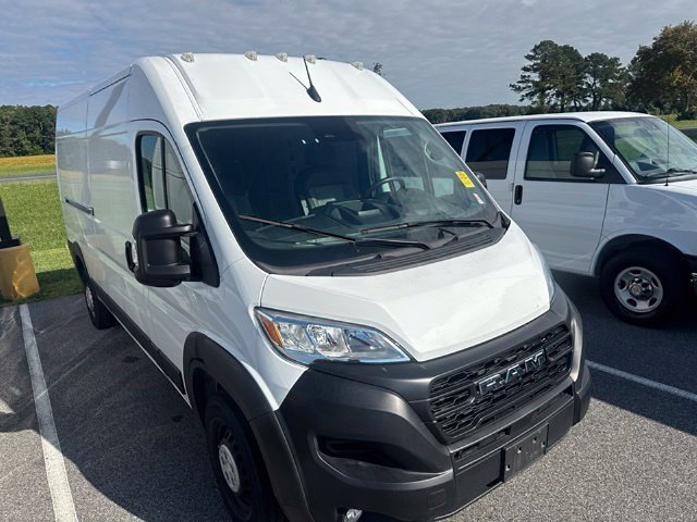Used 2025 RAM ProMaster 2500 w/ Convenience Group FWD image 8