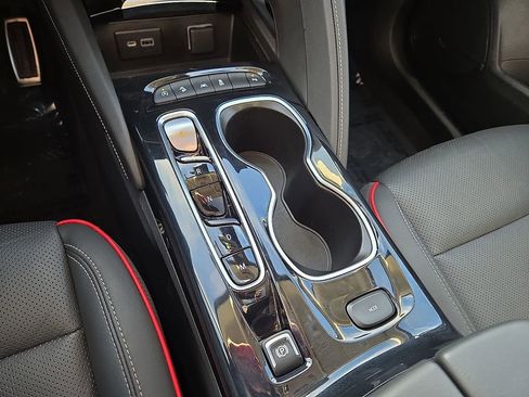 Used 2023 Buick Envision Essence w/ Sport Touring Package image 31