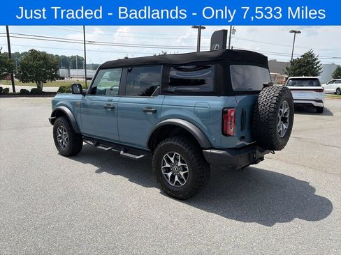 Used 2023 Ford Bronco Badlands AWD/4WD image 2