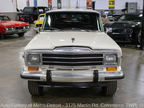 Used 1987 Jeep Grand Wagoneer AWD/4WD image 11