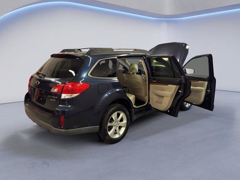 Used 2014 Subaru Outback 3.6R Limited AWD/4WD image 13