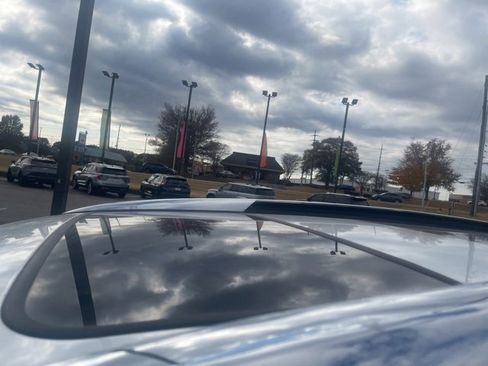 Used 2016 Buick Enclave Leather image 12