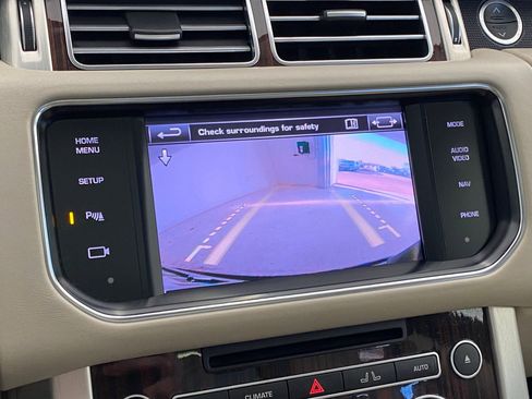 Used 2014 Land Rover Range Rover Supercharged image 26